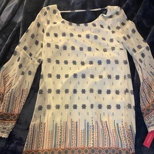 I am selling a cute but simple dress